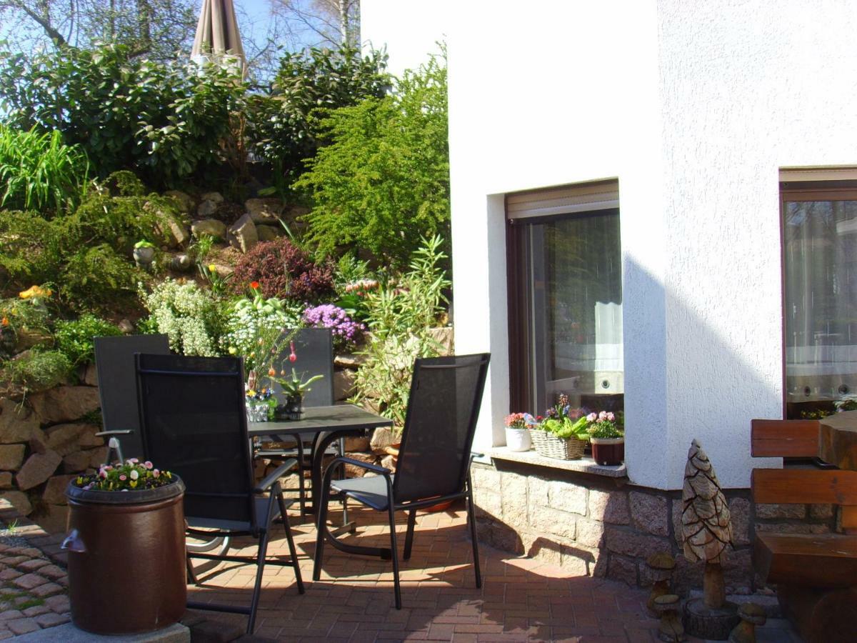 Ferienwohnung Reissmann Heinsdorfergrund Ngoại thất bức ảnh